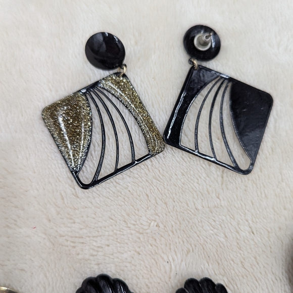 B3G1 SALE Vintage Retro 80s Earrings Black Lot of 7 Clip On and Pierced - Picture 7 of 10